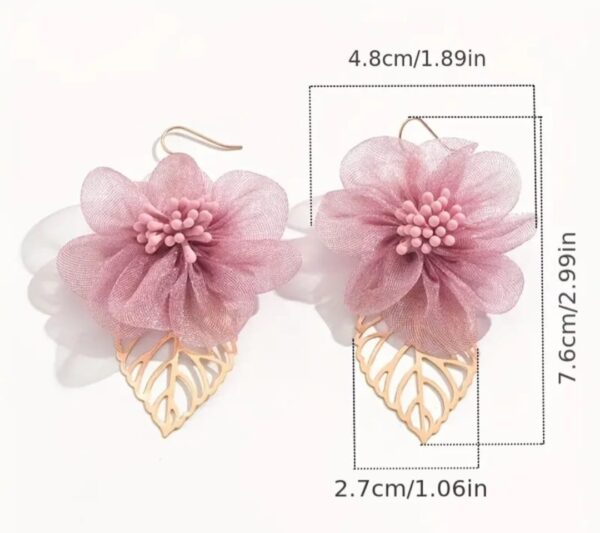 Boucles d'oreilles - motifs de feuilles et fleurs – Image 3